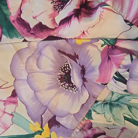 Victoria's Secret Silky Multi-Colored Floral Lounge/Sleep Shorts - Picture 6 of 8